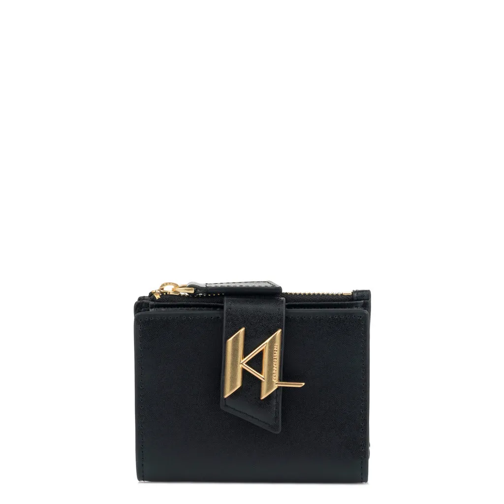 Exquisite Elegance: Women's Leather Wallet from the Spring/Summer Collection