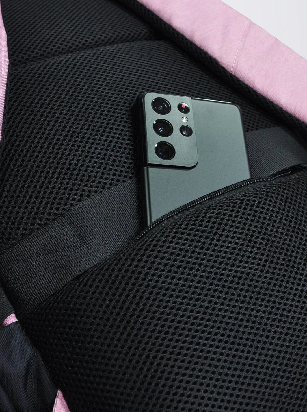 Kaito 20L - Limited Edition Candy Pink