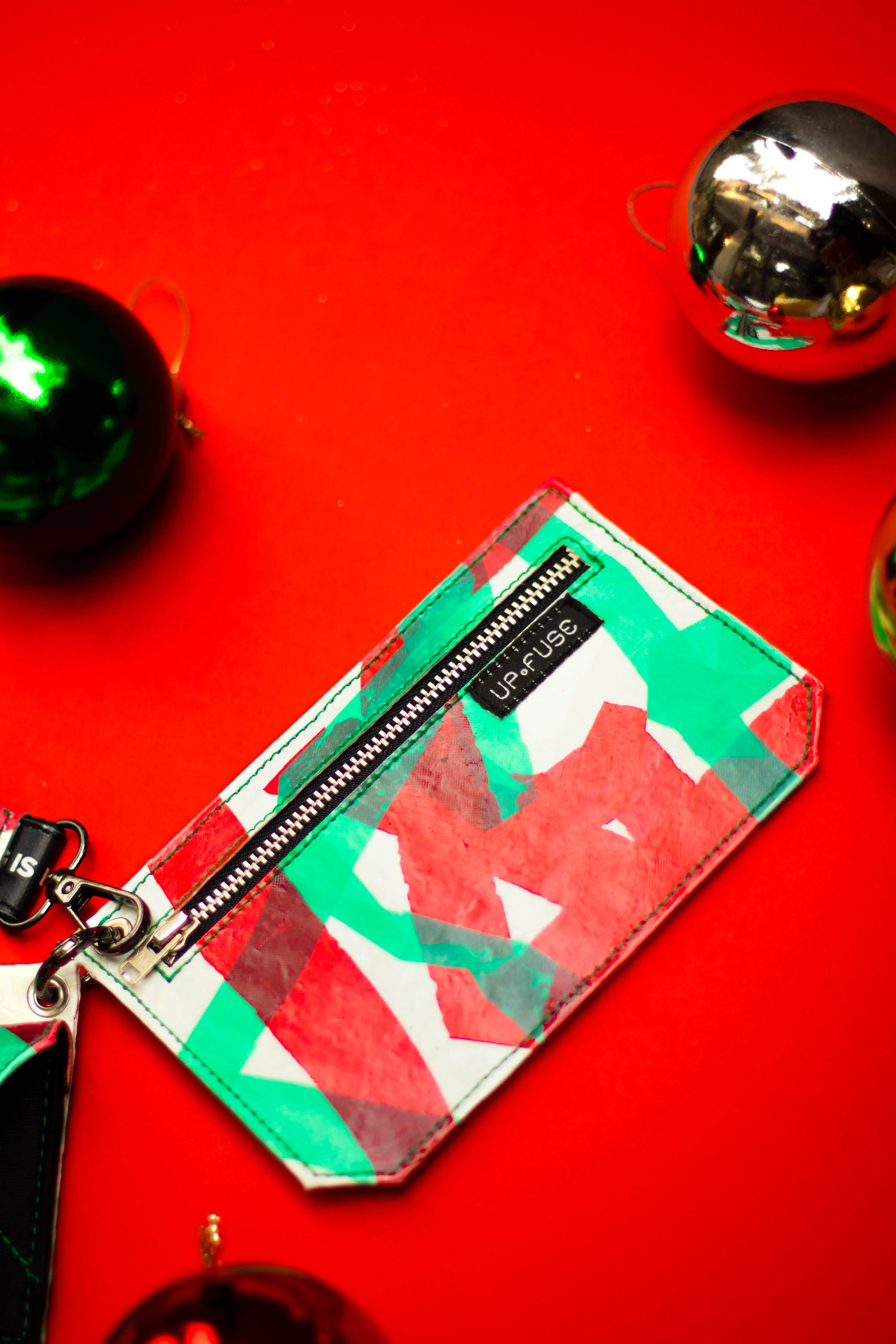 Pocket Fusion Wallet - Christmas Edition
