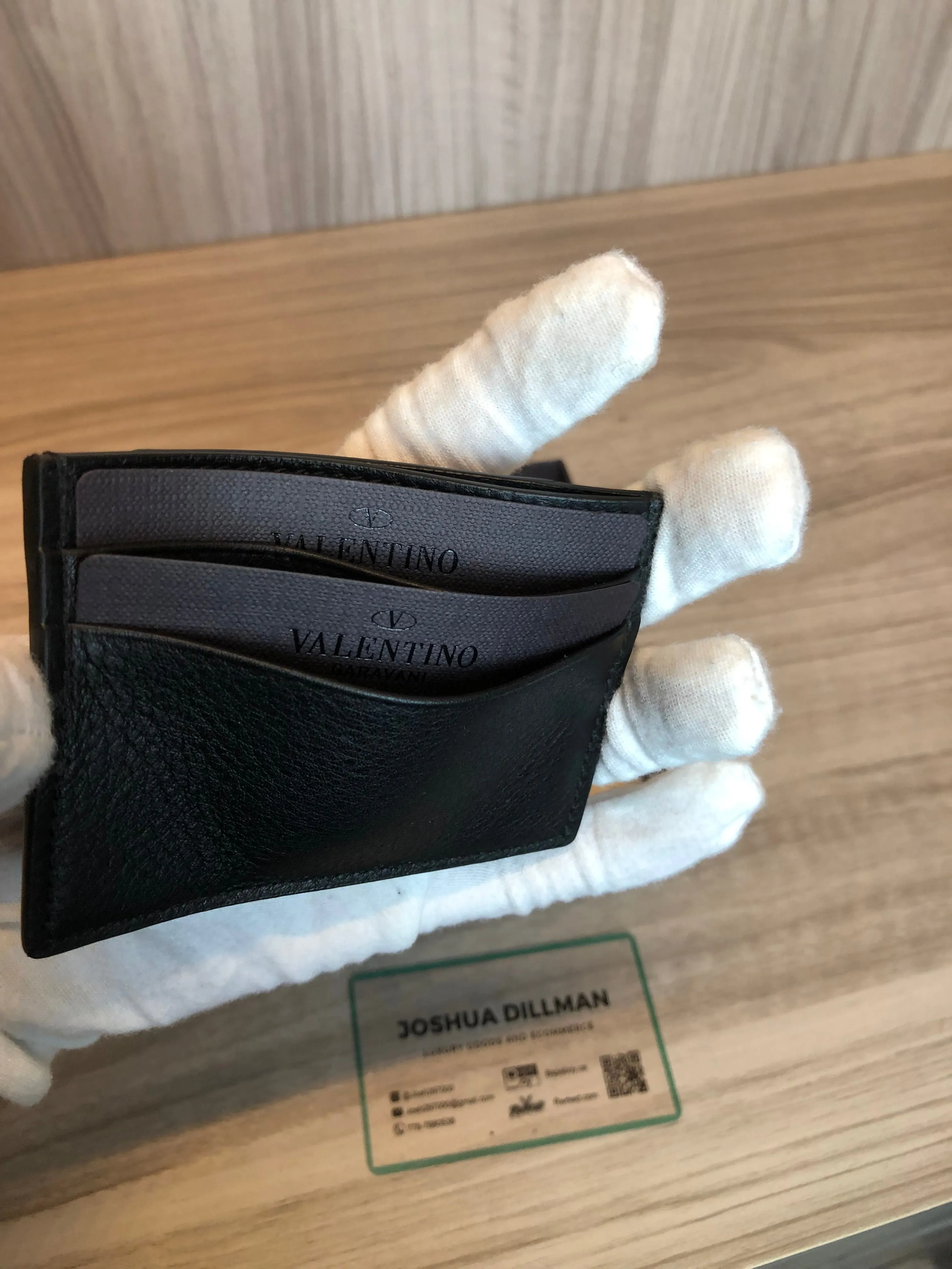 Valentino wallet