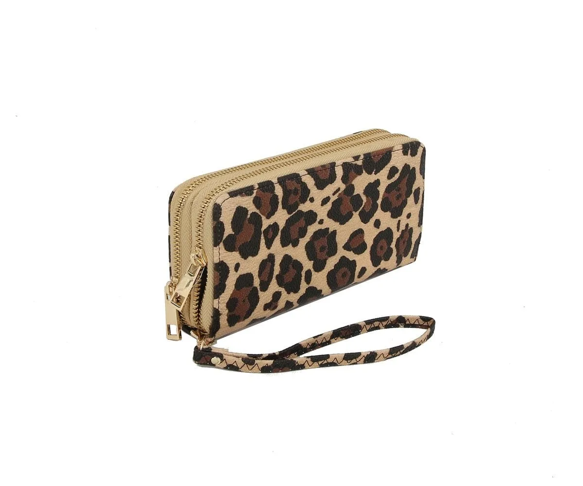 W02CH Cheetah Print Flat Wallet