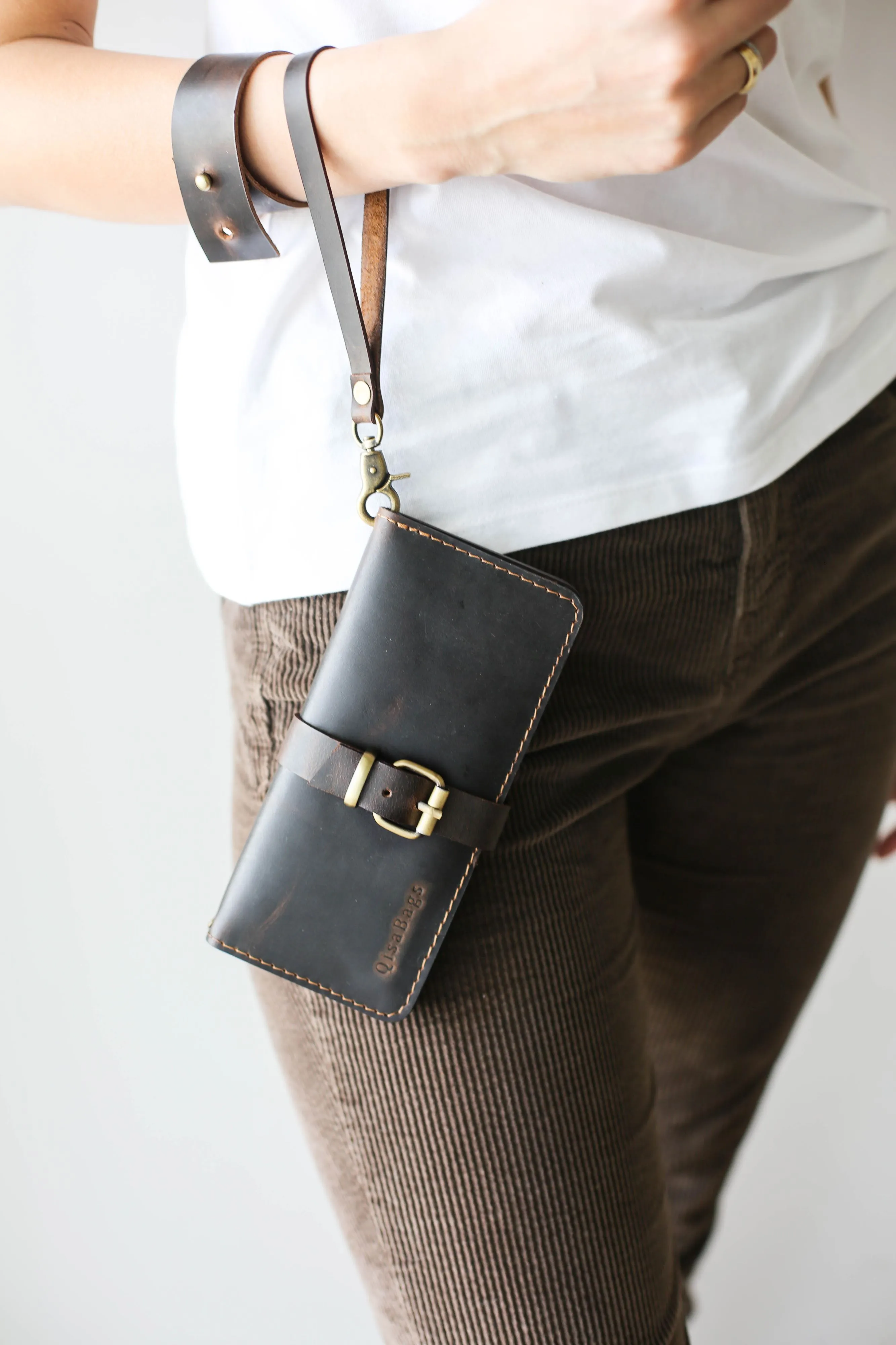 Women's Bifold Dark Brown Leather Wallet - N01